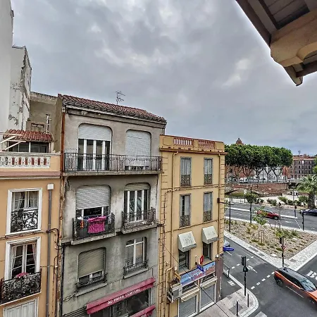 Le Castillet: Vue Dominant La Ville. * Perpignan