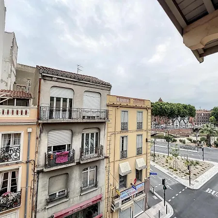Apartment Le Castillet: Vue Dominant La Ville. *